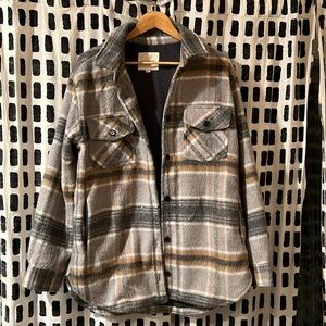 Plaid Flannel Jacket - Gray and Ran
